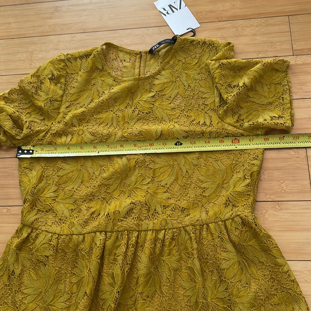 Zara women Lace Peplum Blouse Short Sleeve Back Zipper Lined Medium NWT - Picture 7 of 7